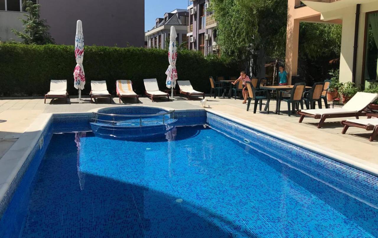 Serenity Hotel Sveti Vlas Exterior photo